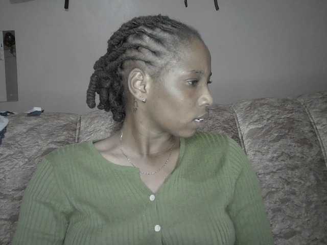 EroticEve1's BongaCams show and profile