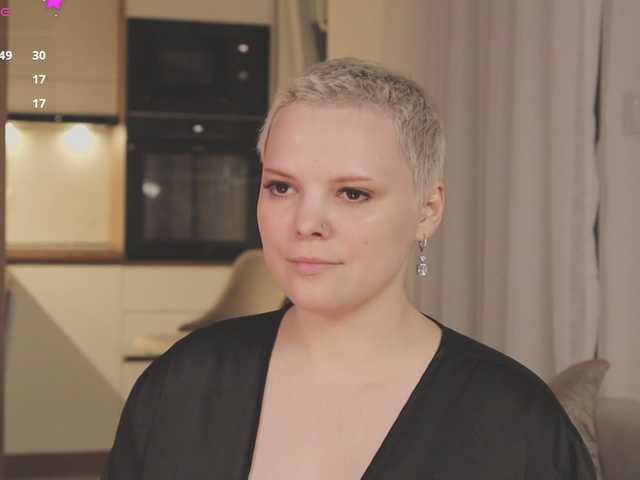 LikaBerry's BongaCams show and profile