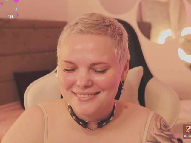 LikaBerry's BongaCams show and profile