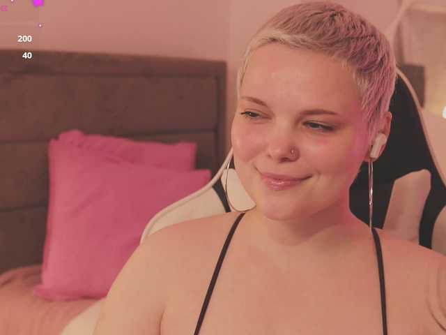 LikaBerry's BongaCams show and profile