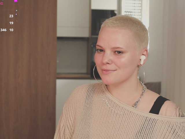 LikaBerry's BongaCams show and profile