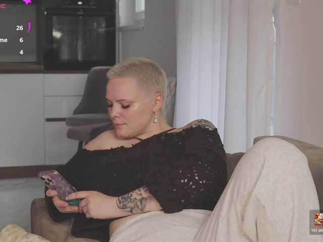 LikaBerry's BongaCams show and profile