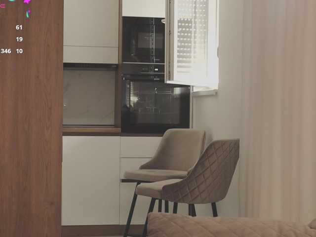 LikaBerry's BongaCams show and profile