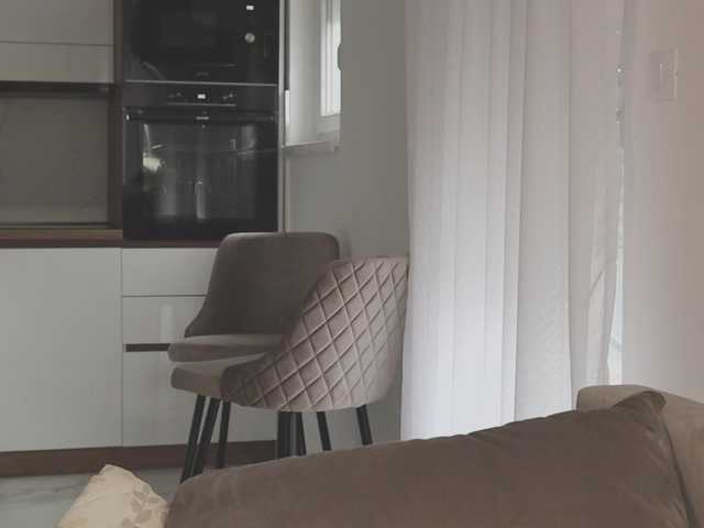 LikaBerry's BongaCams show and profile