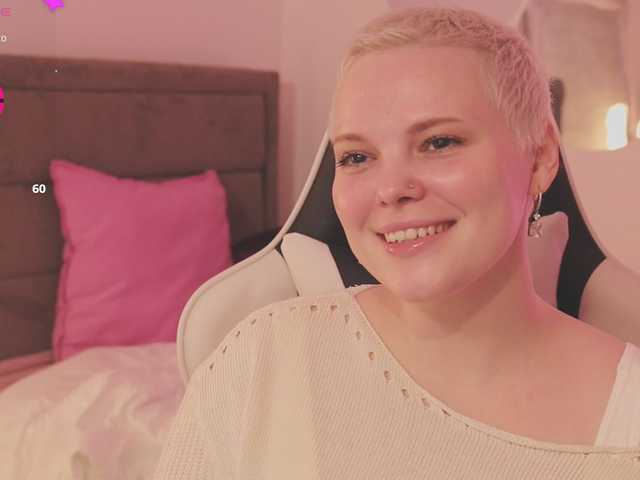 LikaBerry's BongaCams show and profile