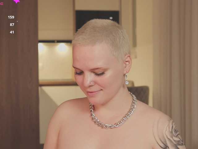 LikaBerry's BongaCams show and profile