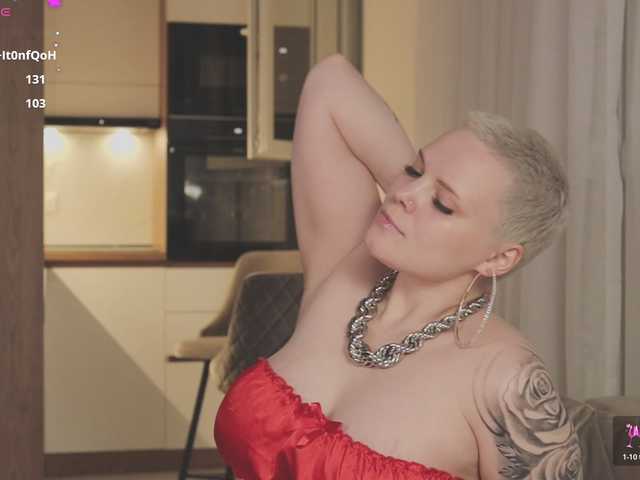 LikaBerry's BongaCams show and profile