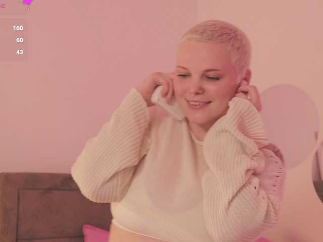 LikaBerry's BongaCams show and profile