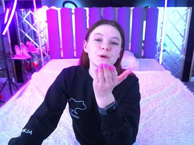 MaRishKa1's BongaCams show and profile