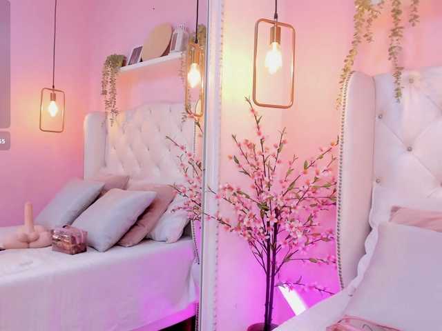 MarianaaSantos's BongaCams show and profile