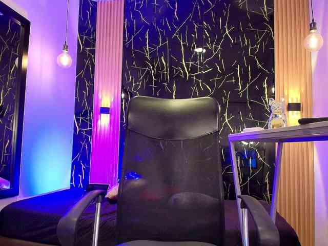 Bellasalvatore Live Webcam on BongaCams