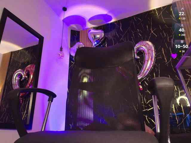 Bellasalvatore Live Webcam on BongaCams