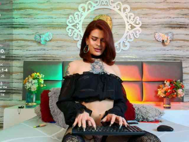Bellasalvatore Live Webcam on BongaCams