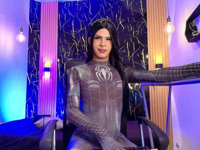 Bellasalvatore Live Webcam on BongaCams