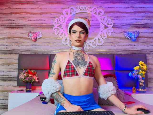 Bellasalvatore Live Webcam on BongaCams