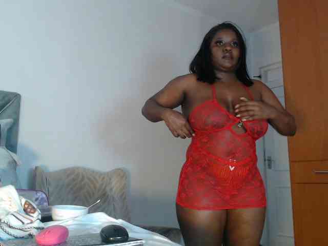 BigBlackClitxx webcam
