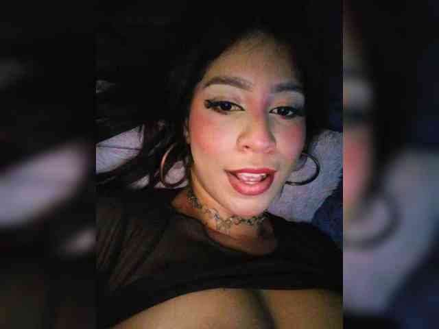 AnnieBlu3 webcam