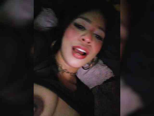 AnnieBlu3 webcam