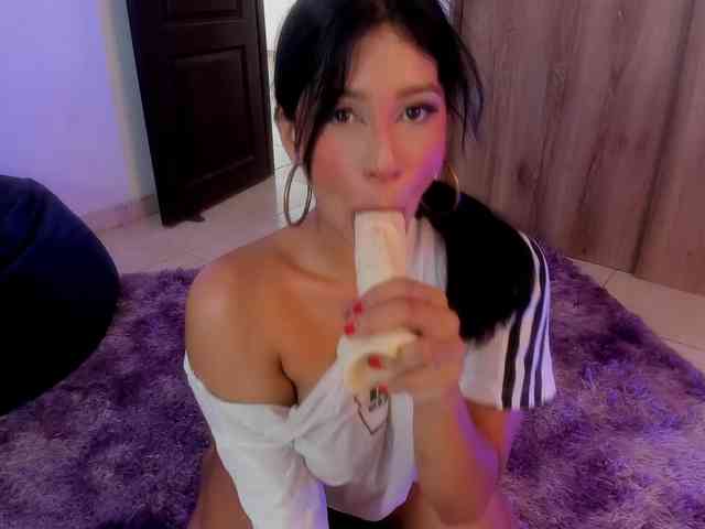 AnnieBlu3