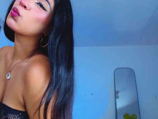 AnnieBlu3 webcam