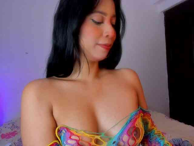 AnnieBlu3 webcam