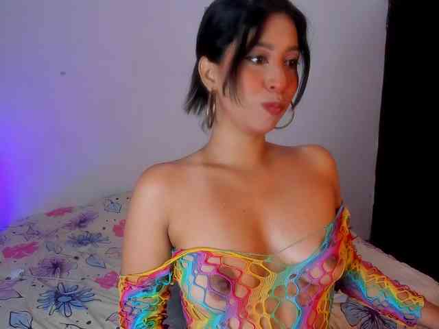 AnnieBlu3 webcam