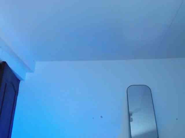 AnnieBlu3 webcam