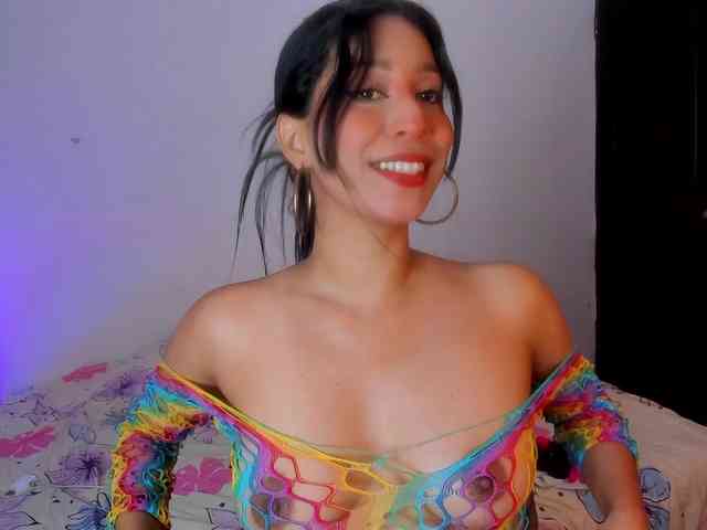 AnnieBlu3 webcam