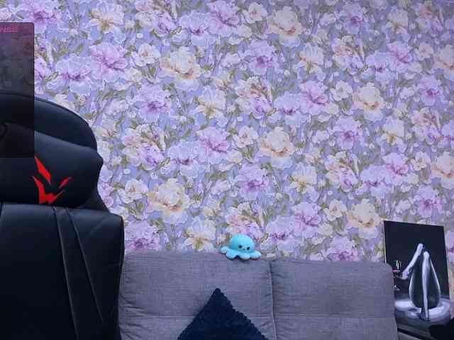 Crystal_eternity webcam