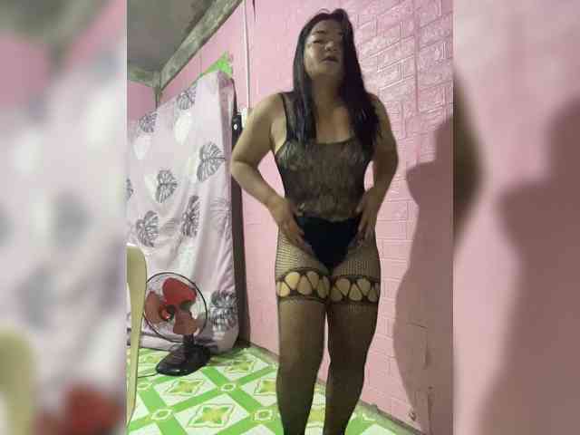 XXSquirtPINAYXX webcam