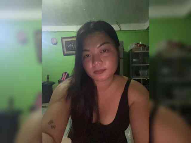 XXSquirtPINAYXX webcam