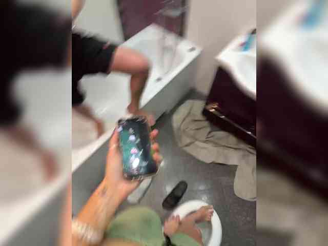 ValkiriaaPleasure webcam