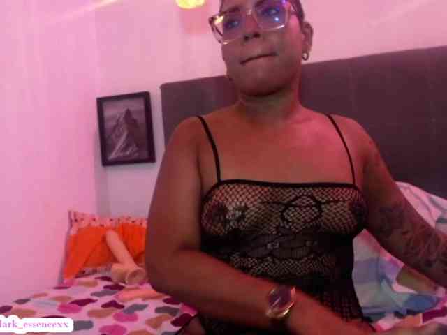 Meyer-lucia77 webcam