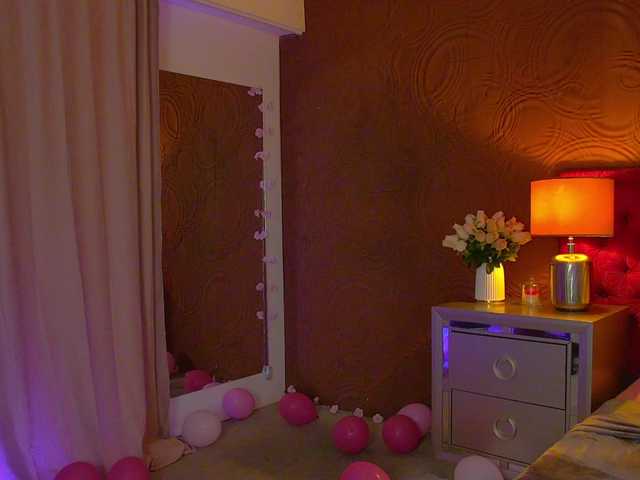 IrisMonn's BongaCams show and profile