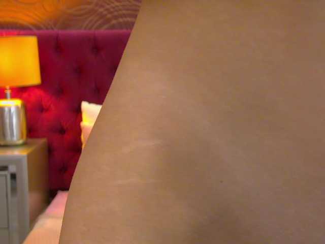 IrisMonn's BongaCams show and profile