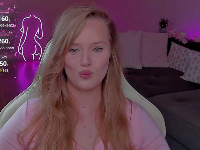 CristalWilliams from BongaCams