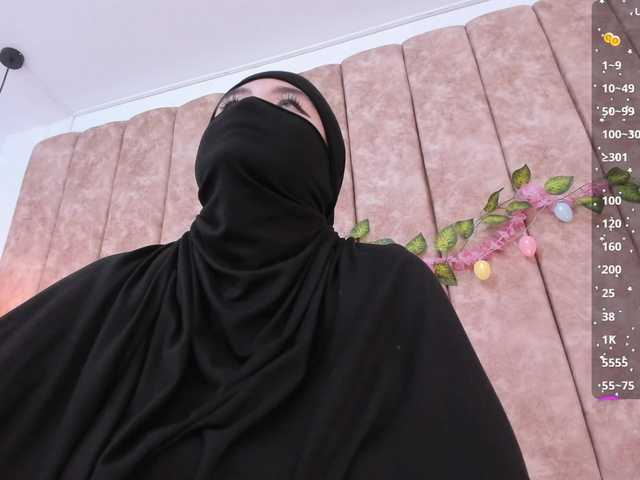 adiila's BongaCams show and profile