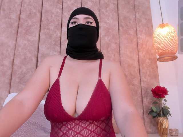 adiila's BongaCams show and profile