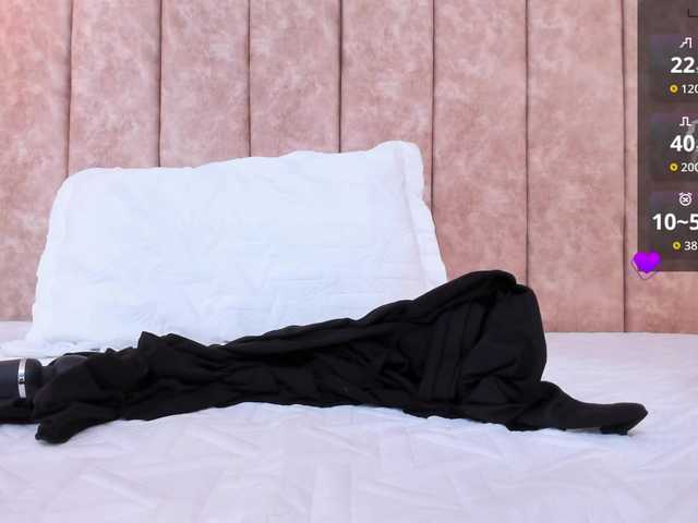 adiila's BongaCams show and profile