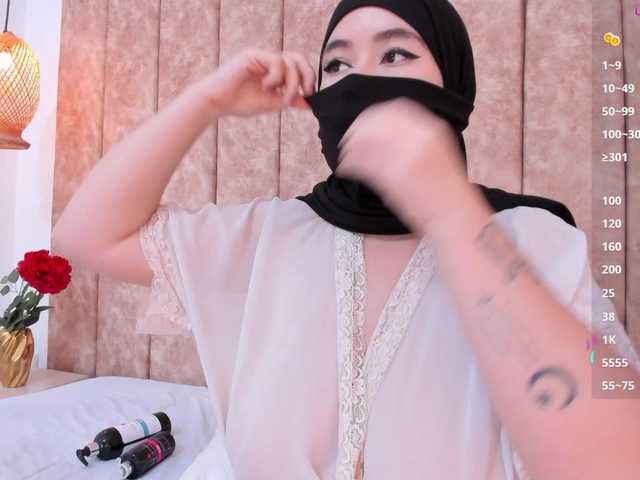 adiila's BongaCams show and profile