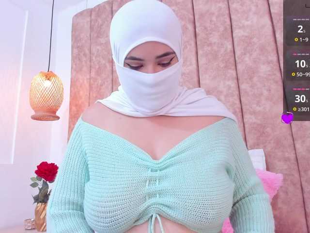 adiila's BongaCams show and profile