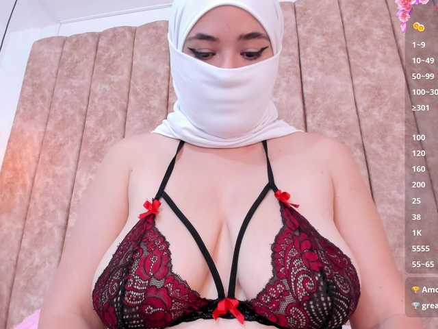 adiila's BongaCams show and profile