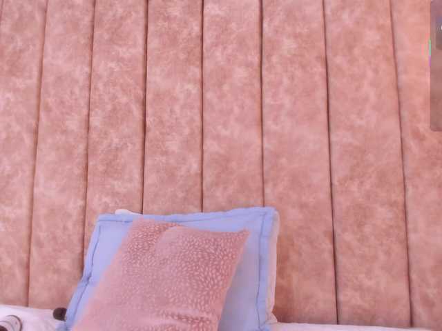 adiila's BongaCams show and profile