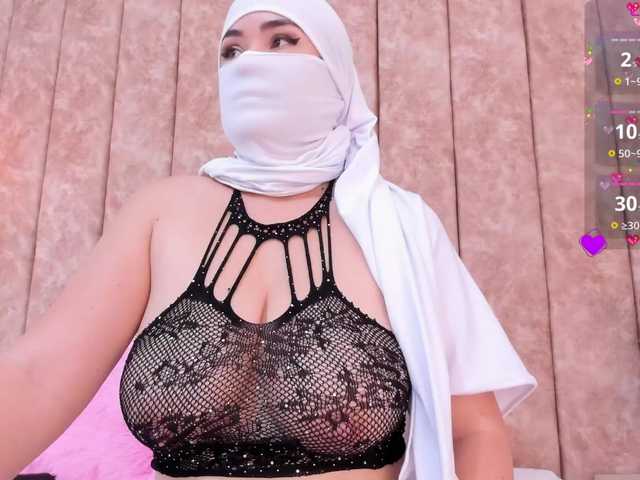 adiila's BongaCams show and profile