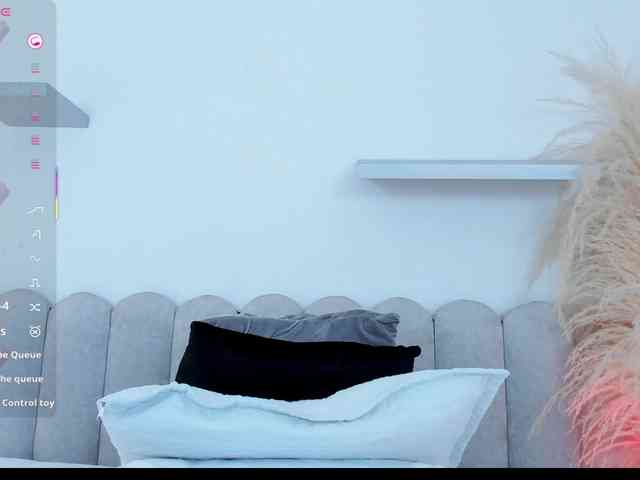 adiila webcam