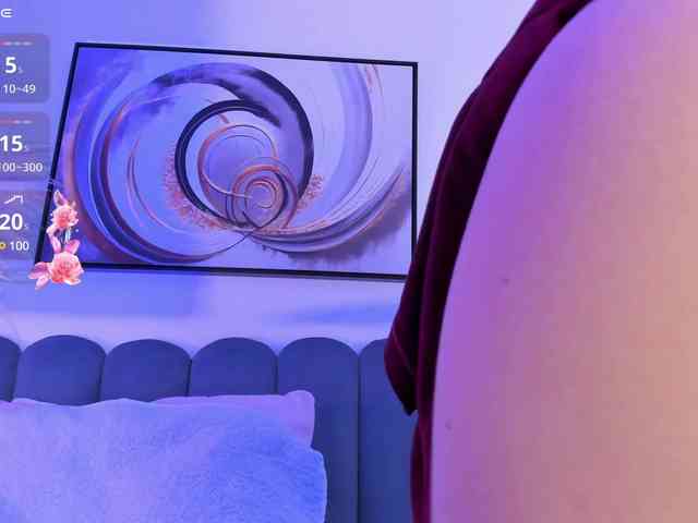 adiila webcam