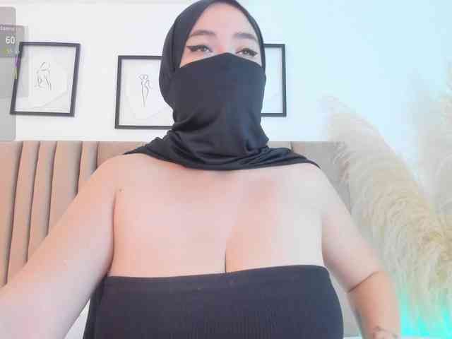 adiila webcam