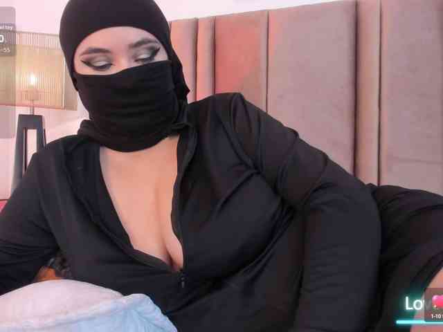 adiila webcam