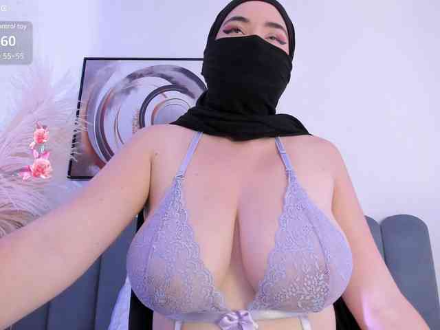 adiila webcam