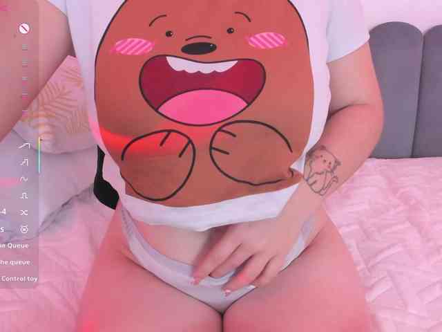 adiila webcam